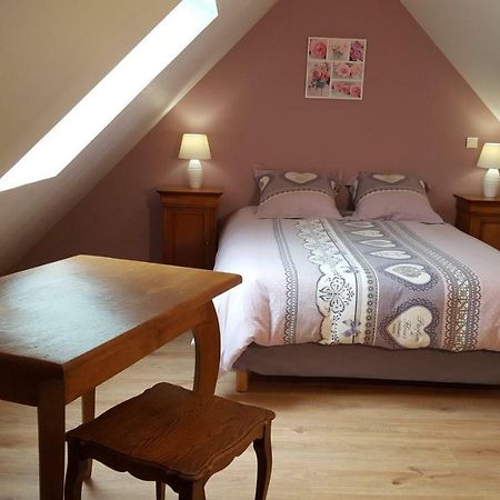 Vacation Home On Rue Du Marais 5 Petiville  외부 사진