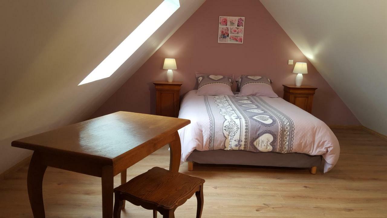 Vacation Home On Rue Du Marais 5 Petiville  외부 사진