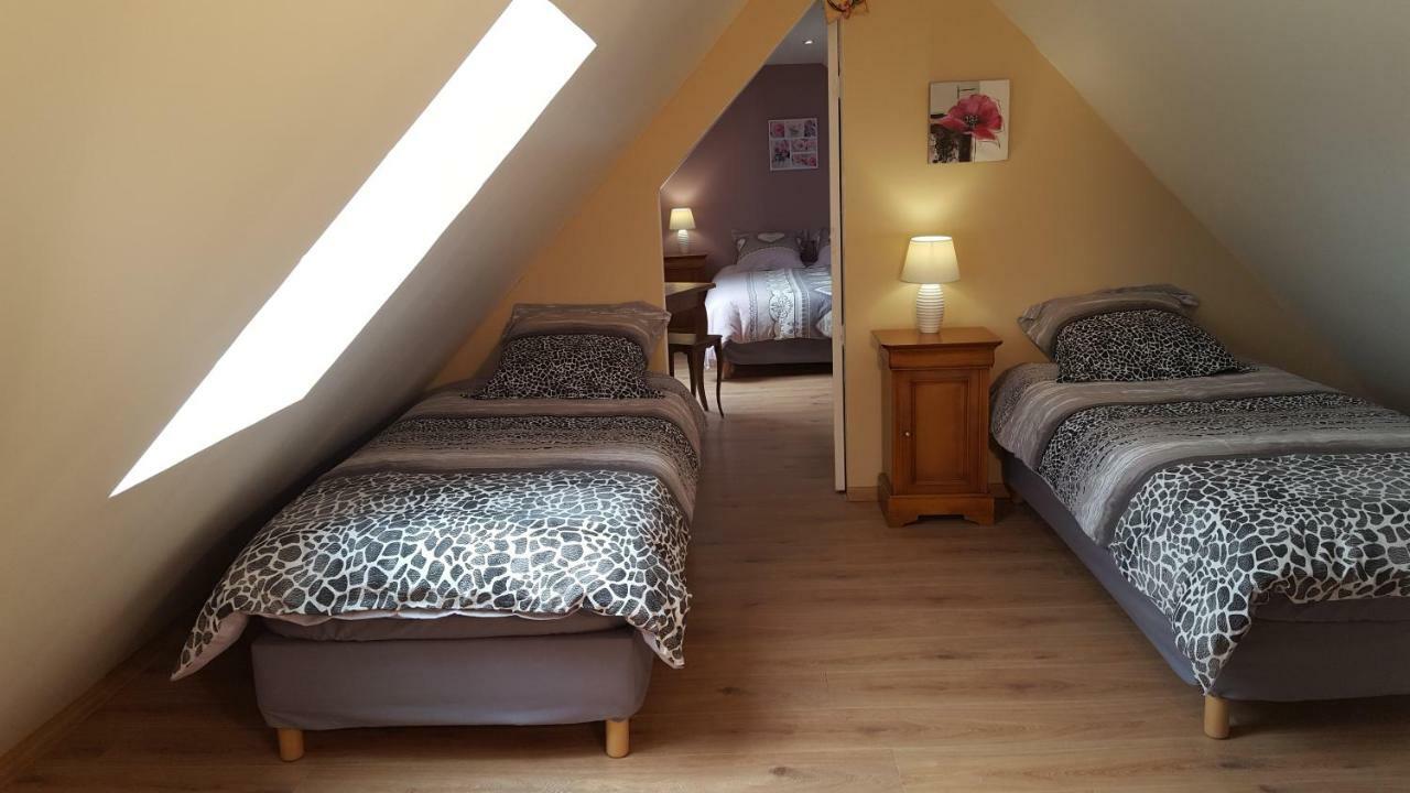 Vacation Home On Rue Du Marais 5 Petiville  외부 사진